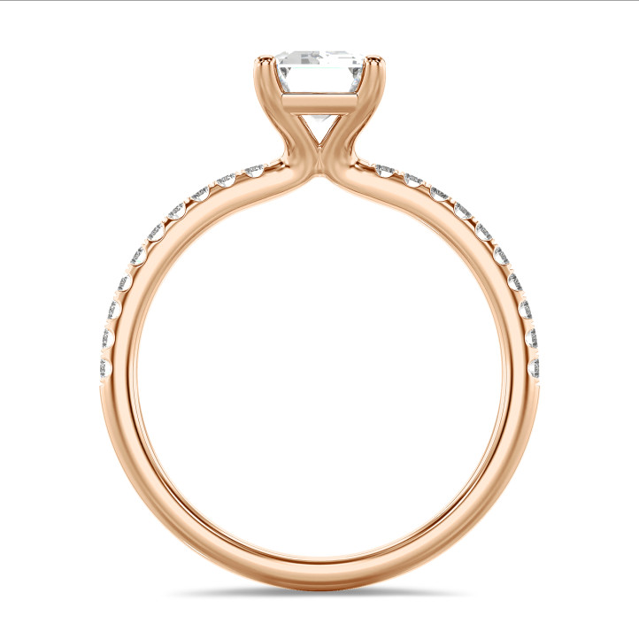 1.20 karaat solitaire ring met een emerald cut diamant in rood goud met zijdiamanten