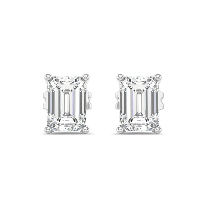 3.00 karaat solitaire oorbellen in wit goud met lab grown emerald cut diamanten