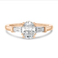1.00 karaat trilogie ring in roodgoud met een ovale lab grown diamant en lab grown conische baguettes