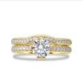 5.00 karaat diamanten solitaire ring in geel goud met zijdiamanten