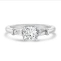 3.00 karaat trilogie ring in witgoud met een lab grown princess diamant en conische lab grown baguettes