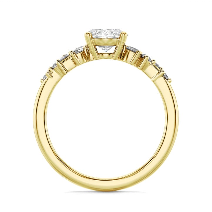 1.20 karaat solitaire clusterring in geelgoud met ovale diamant