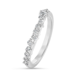0.12 karat beyaz altın, yuvarlak pırlantalı küme ittifak yüzüğü