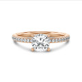 5.00 karat tektaş yüzük, kırmızı altın, yastık pırlanta ve yan pırlantalar