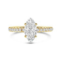 1.20 karat Markiz pırlantalı tektaş yüzük, yan pırlantalı sarı altın